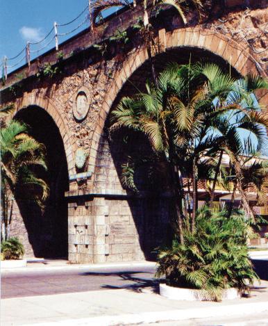 Arcos do Pontilhão Pedro II - Foto: WeBcena